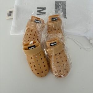 Wagwellies dog rain booties size M NEW